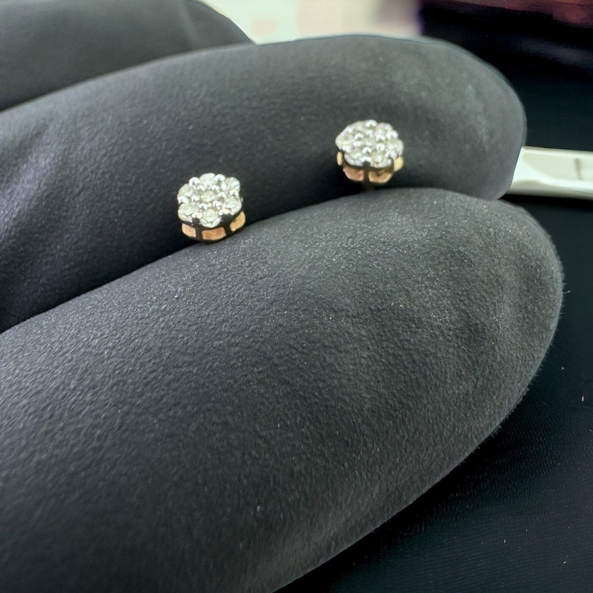 10KT Gold 3MM Flower Stud Earrings, Genuine SI Diamond - 0.10 CT