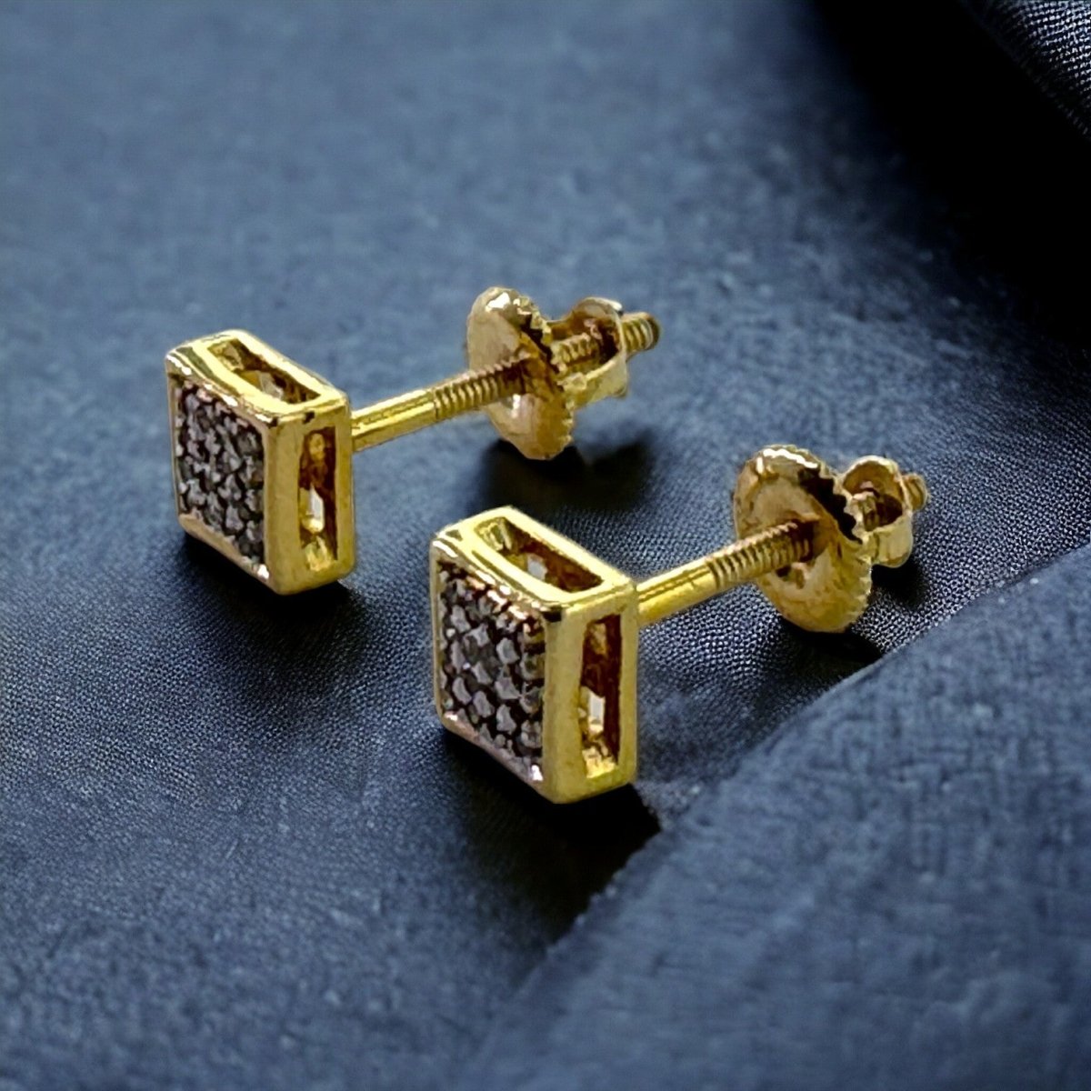 10KT Gold 5MM Square Stud Earrings, Genuine SI Diamond - 0.09 CT, 5296