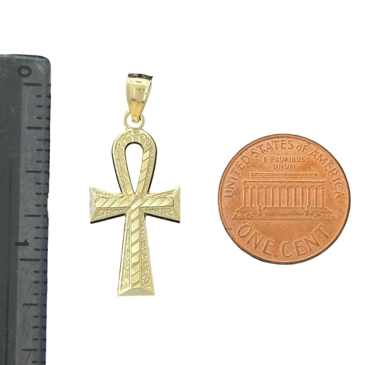 10KT Gold Ankh Cross Pendant - 1.3g