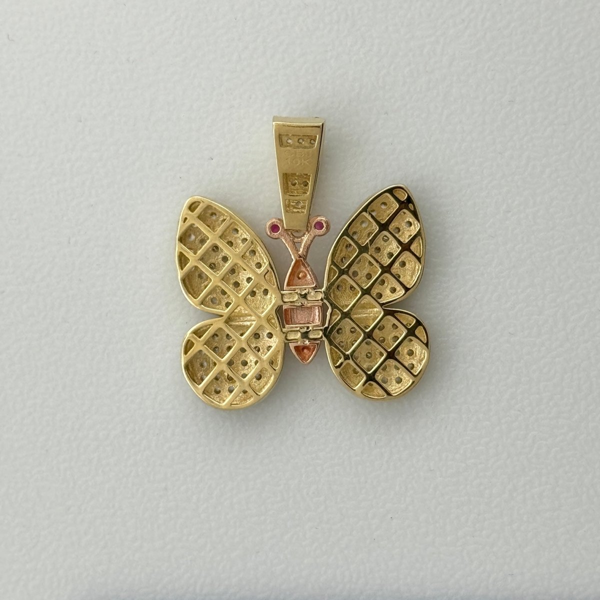 10KT Gold Butterfly Pendant, 4.66 GRM, 3 mm Bail