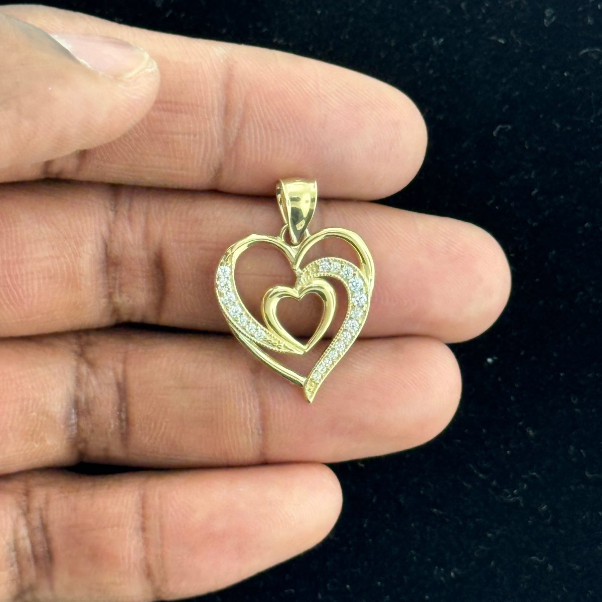 10kt Gold Double Heart Pendant - 2.4 Grm