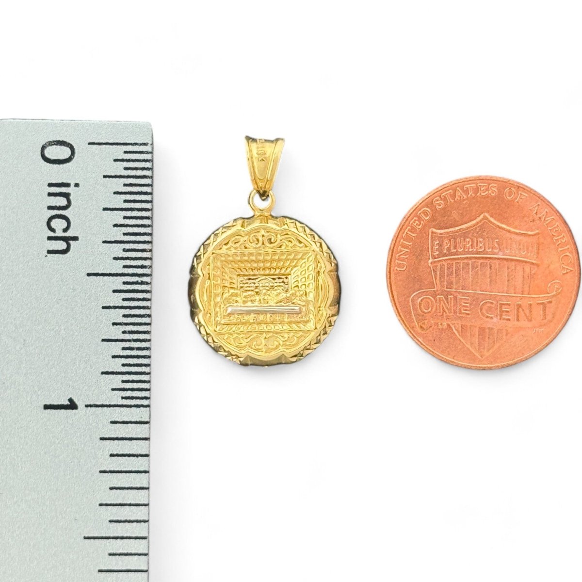 10KT Gold Last Supper Medallion Pendant - 1.1 Grm