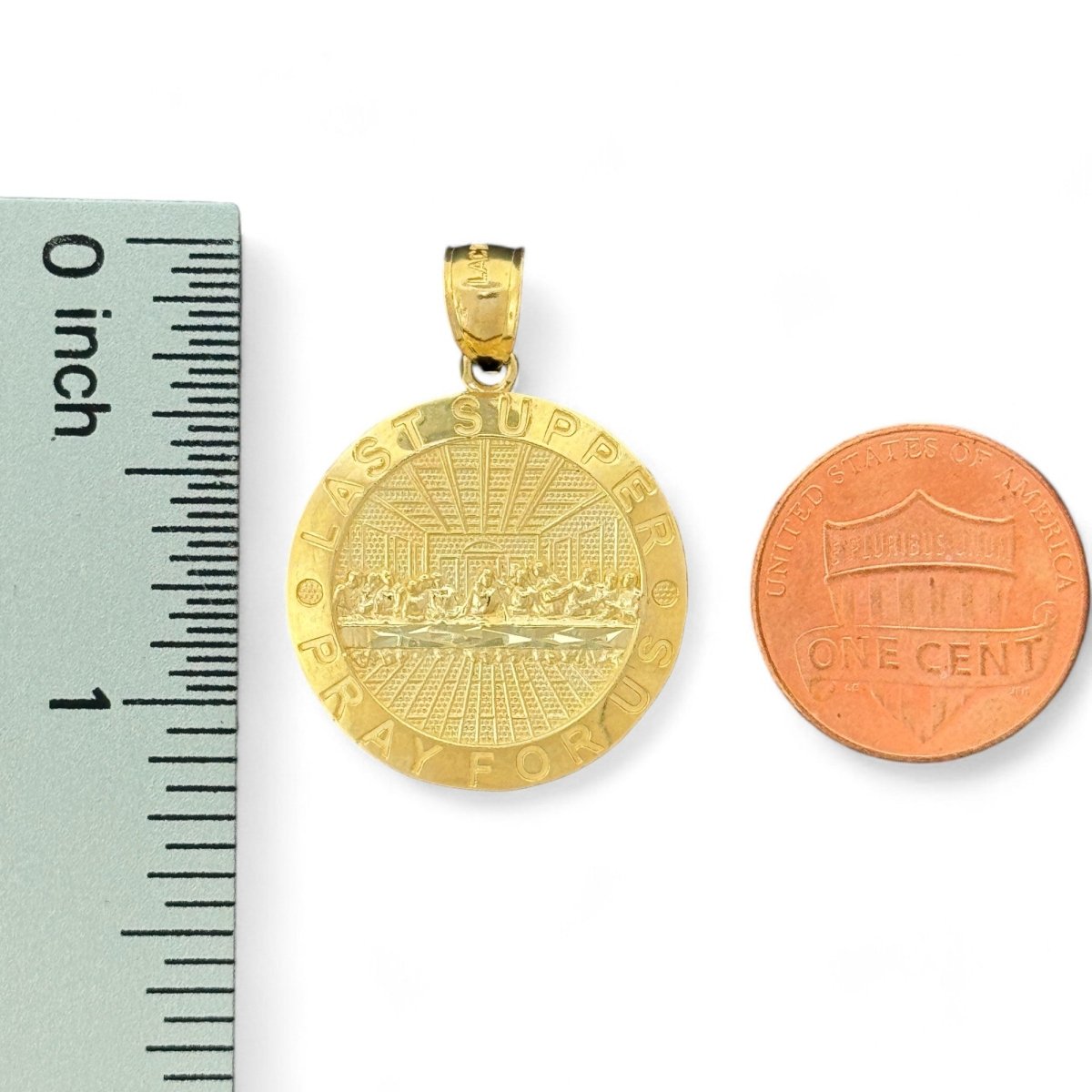 10KT Gold Last Supper Medallion Pendant - 2.3 Grm