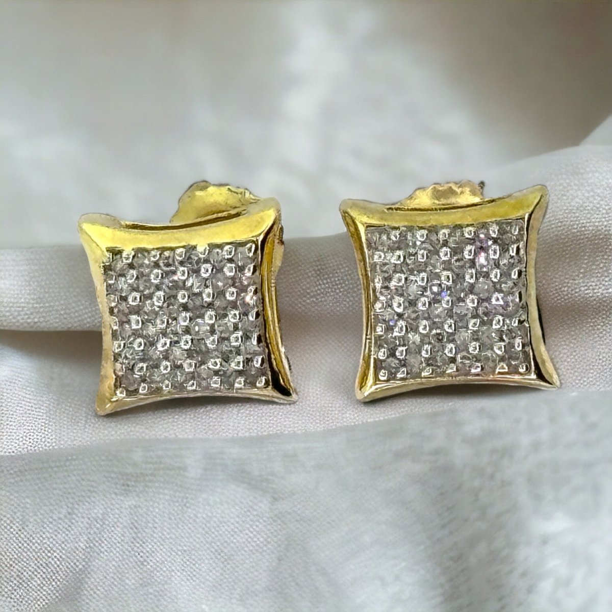 10KT Gold Men's 8MM Square Stud Earrings, SI Diamond - 0.25CT