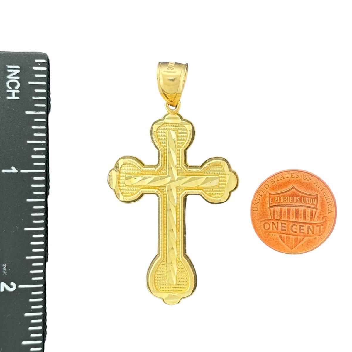 10KT Gold Ornate Cross Pendant - 5.14g