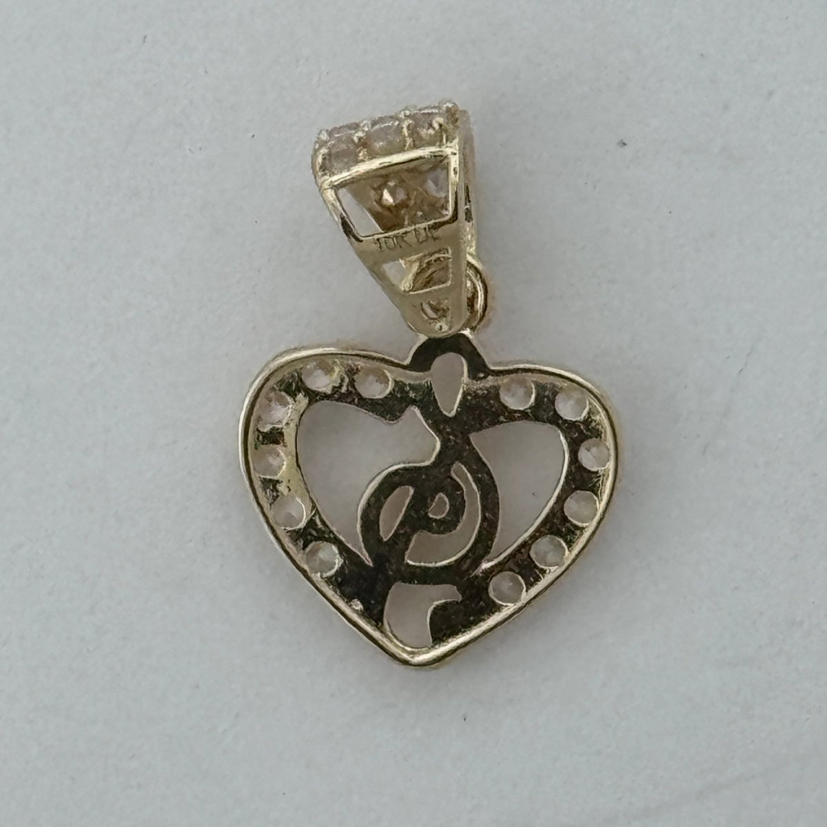 10KT Heart Gold Pendant, 0.95 GRM, 1.5 mm Bail