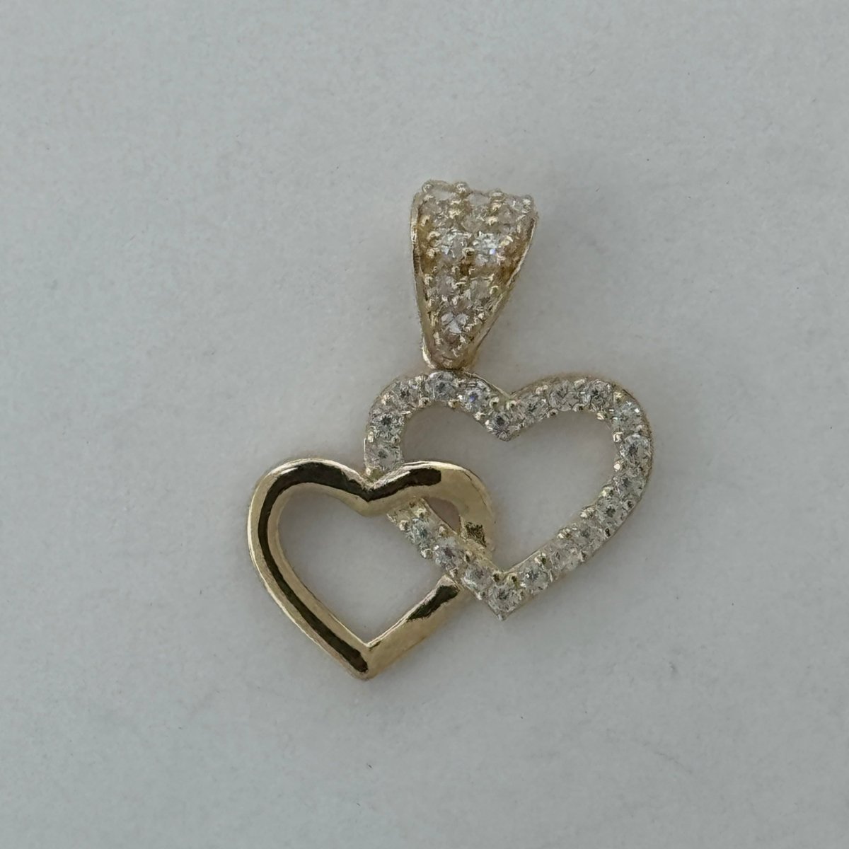 10KT Heart Gold Pendant, 1.04 GRM, 1.5 mm Bail