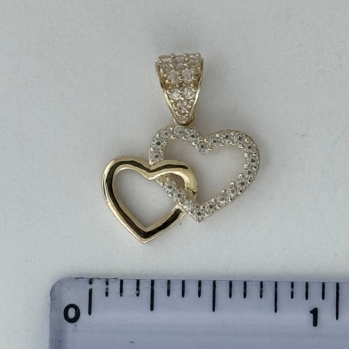 10KT Heart Gold Pendant, 1.04 GRM, 1.5 mm Bail