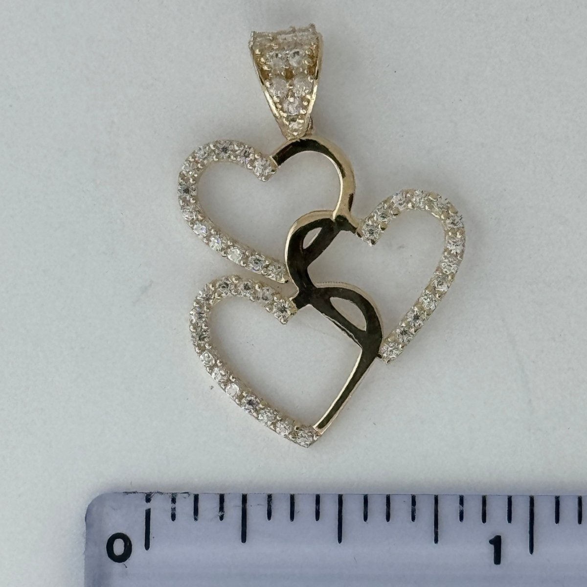 10KT Heart Gold Pendant, 1.15 GRM, 1.5 mm Bail