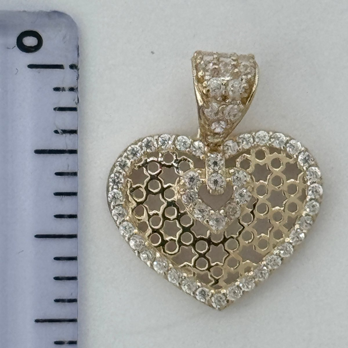 10KT Heart Gold Pendant, 1.2 GRM, 1.5 mm Bail