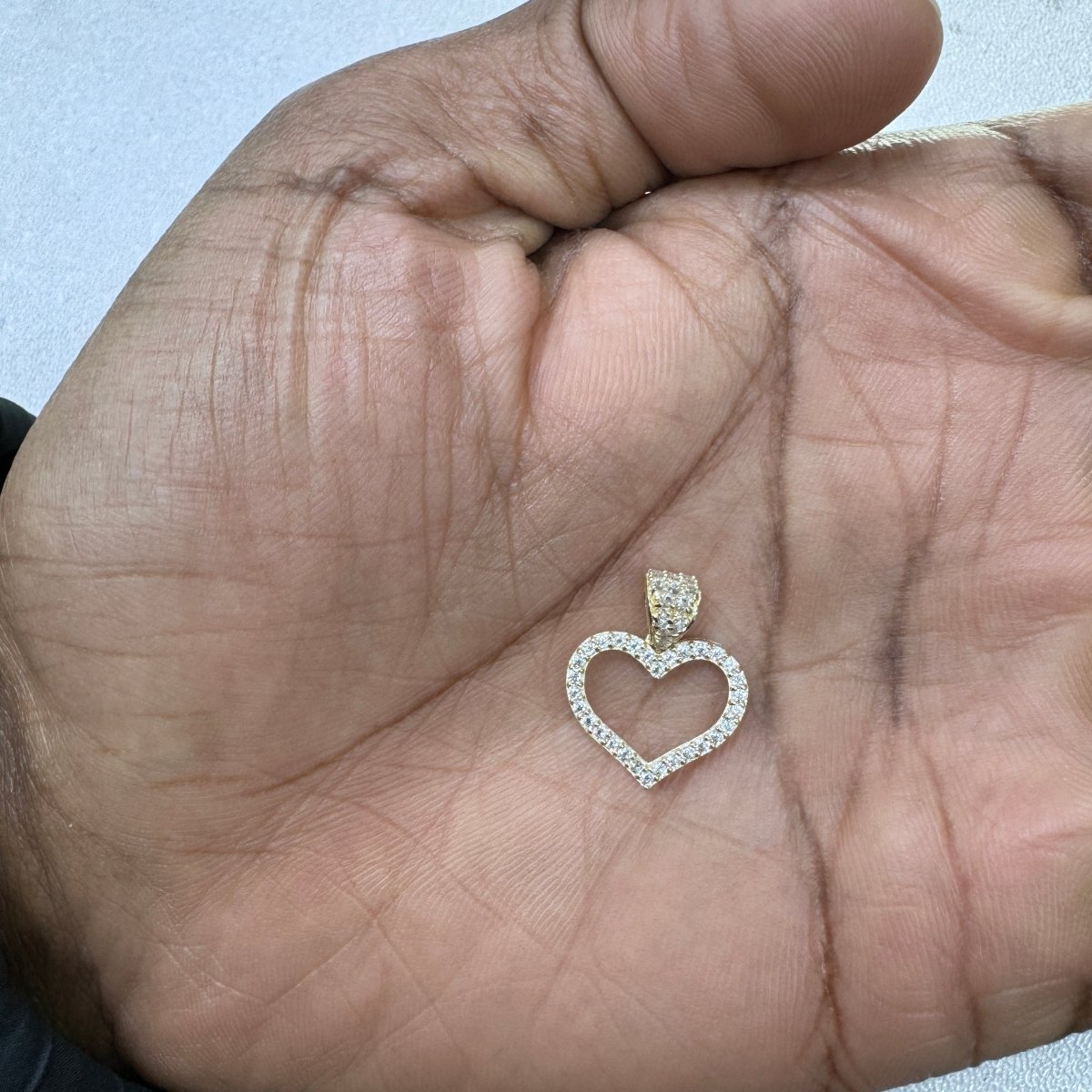 10KT Heart Gold Pendant, 1.2 GRM, 1.5 mm Bail
