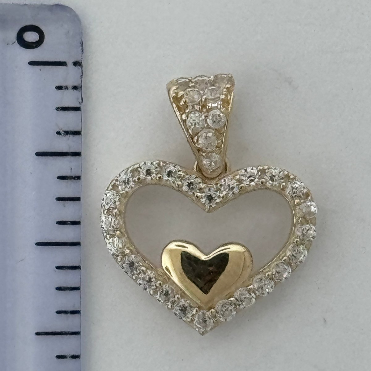 10KT Heart Gold Pendant, 1.4 GRM, 1.5 mm Bail
