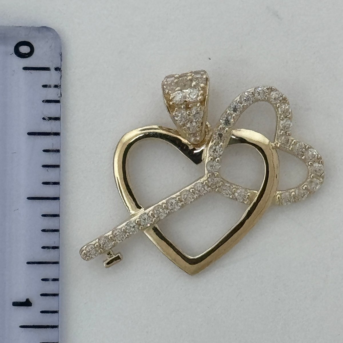 10KT Heart Gold Pendant, 1.44 GRM, 1.5 mm Bail