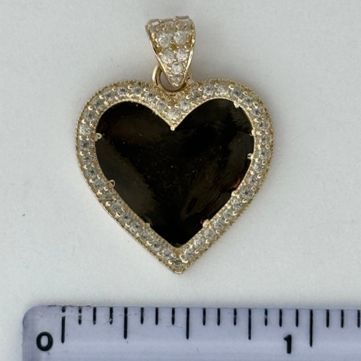 10KT Heart Gold Pendant, 2.1 GRM, 1.5 mm Bail