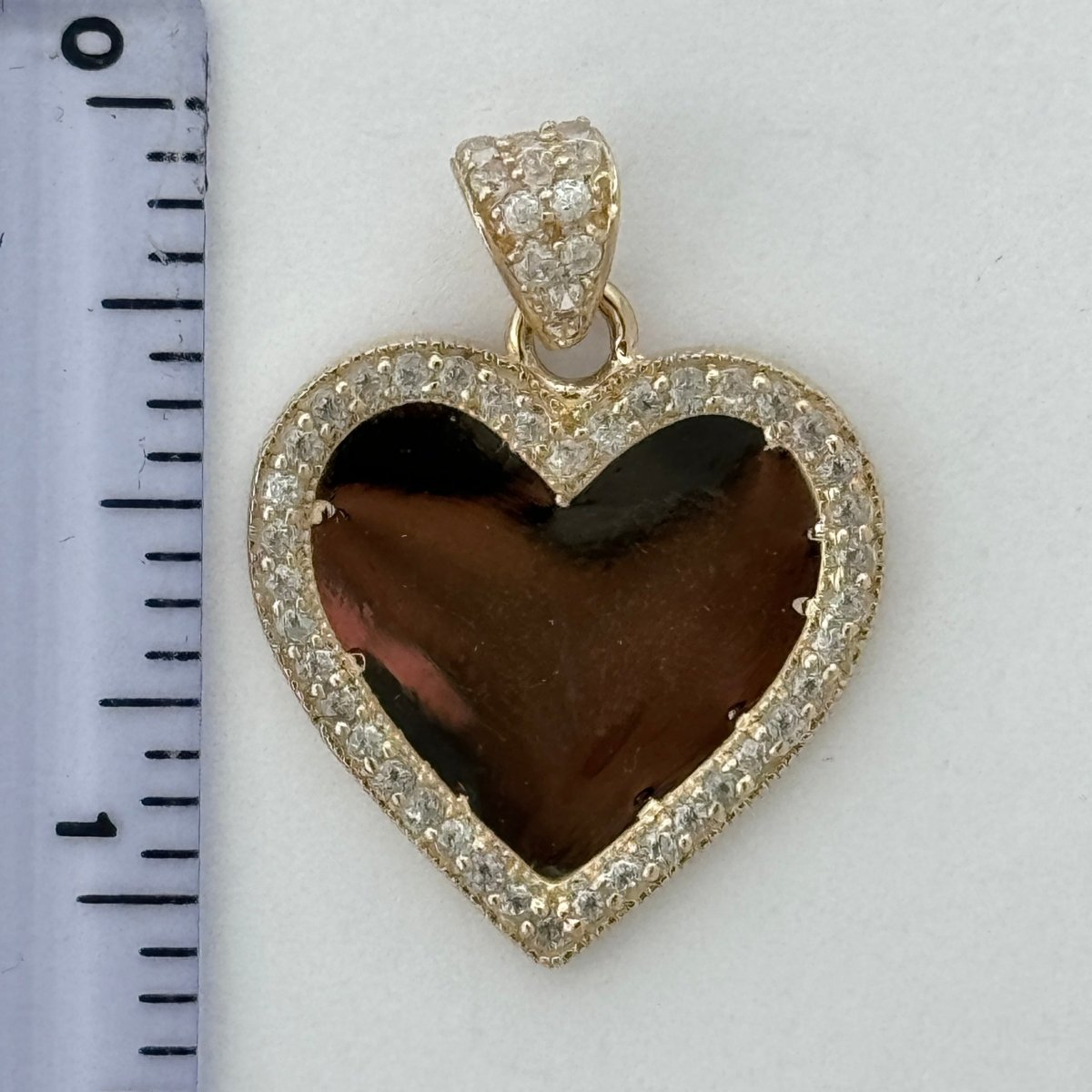10KT Heart Gold Pendant, 2.1 GRM, 1.5 mm Bail