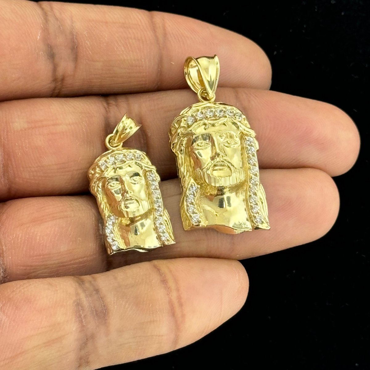 10KT Jesus Head Gold Pendant with Iced Details