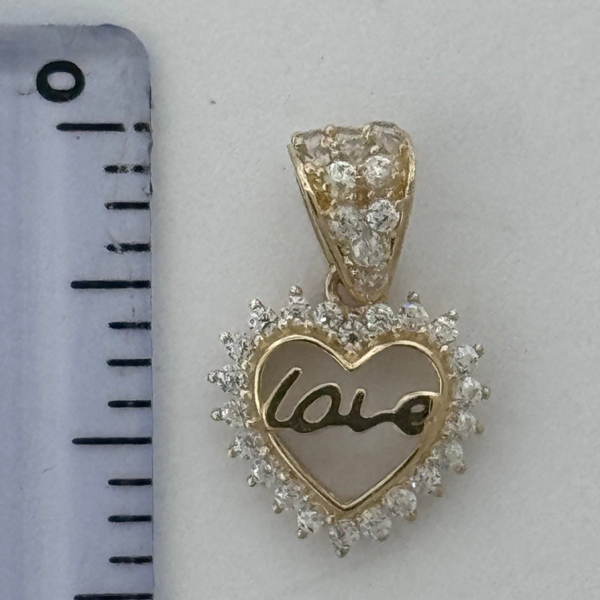 10KT Love Heart Gold Pendant, 0.9 GRM, 1.5 mm Bail