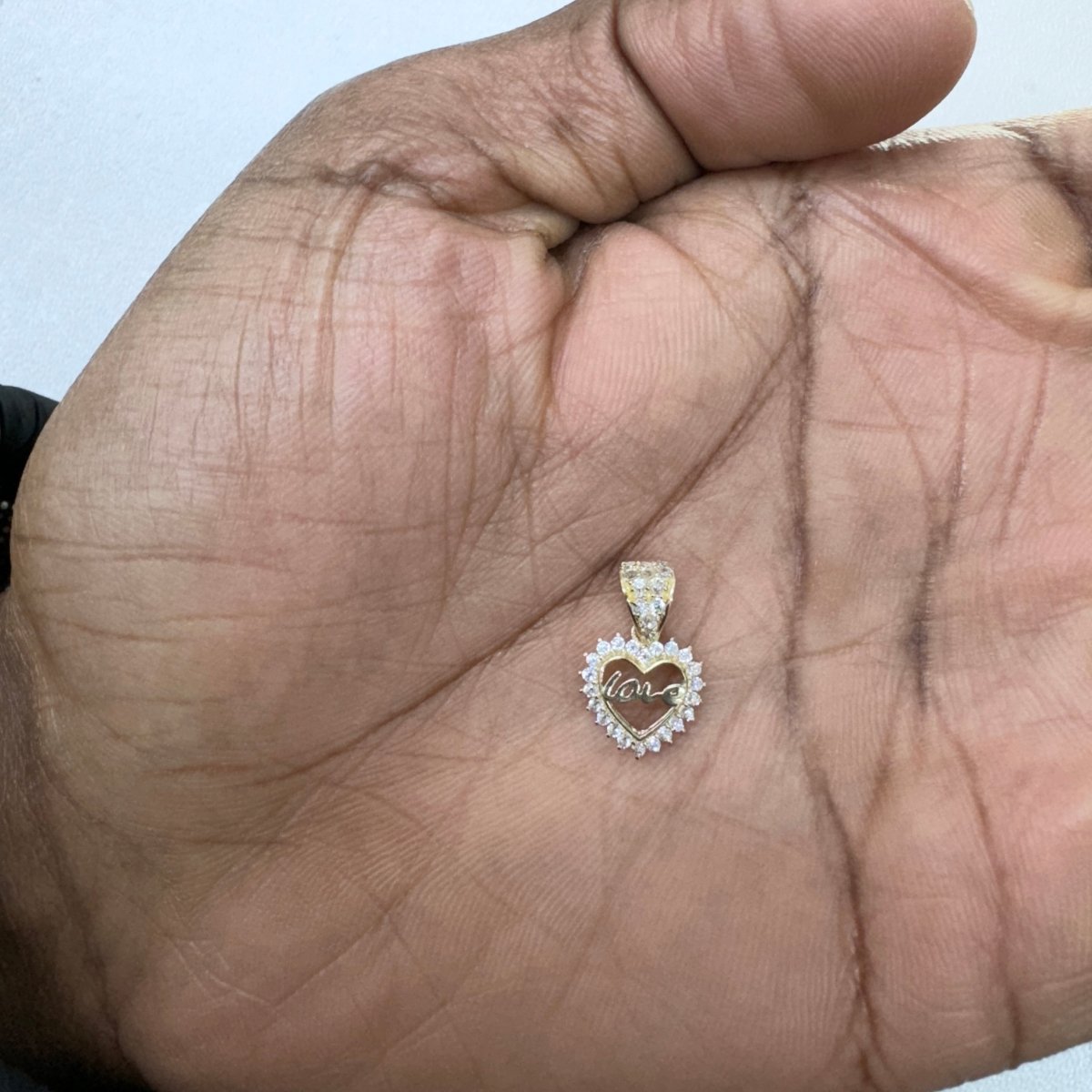 10KT Love Heart Gold Pendant, 0.9 GRM, 1.5 mm Bail