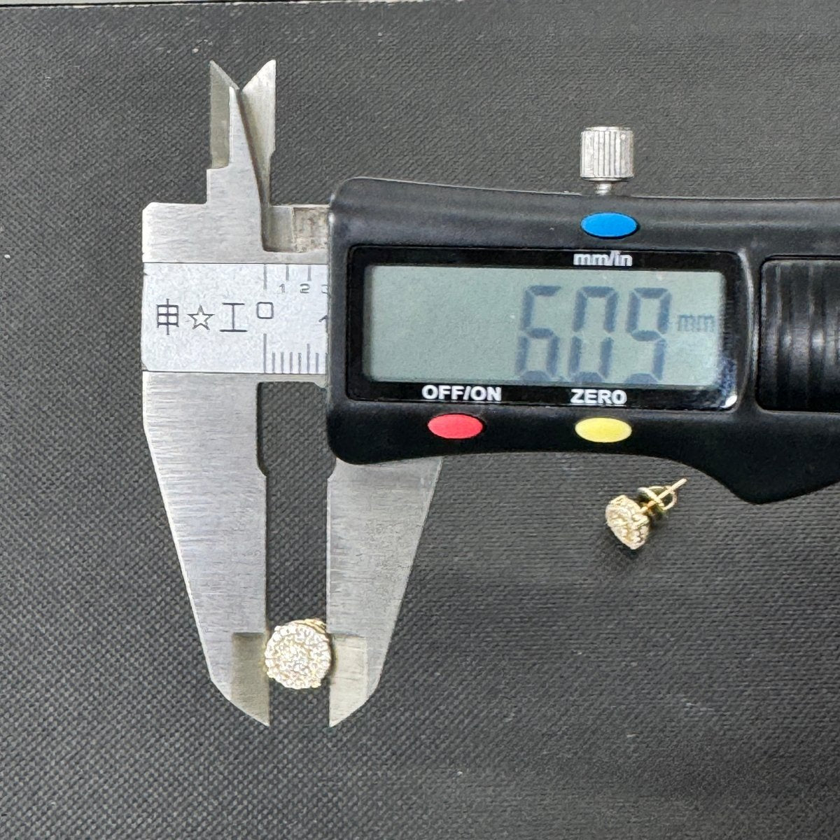 10KT Moissanite Round Earrings