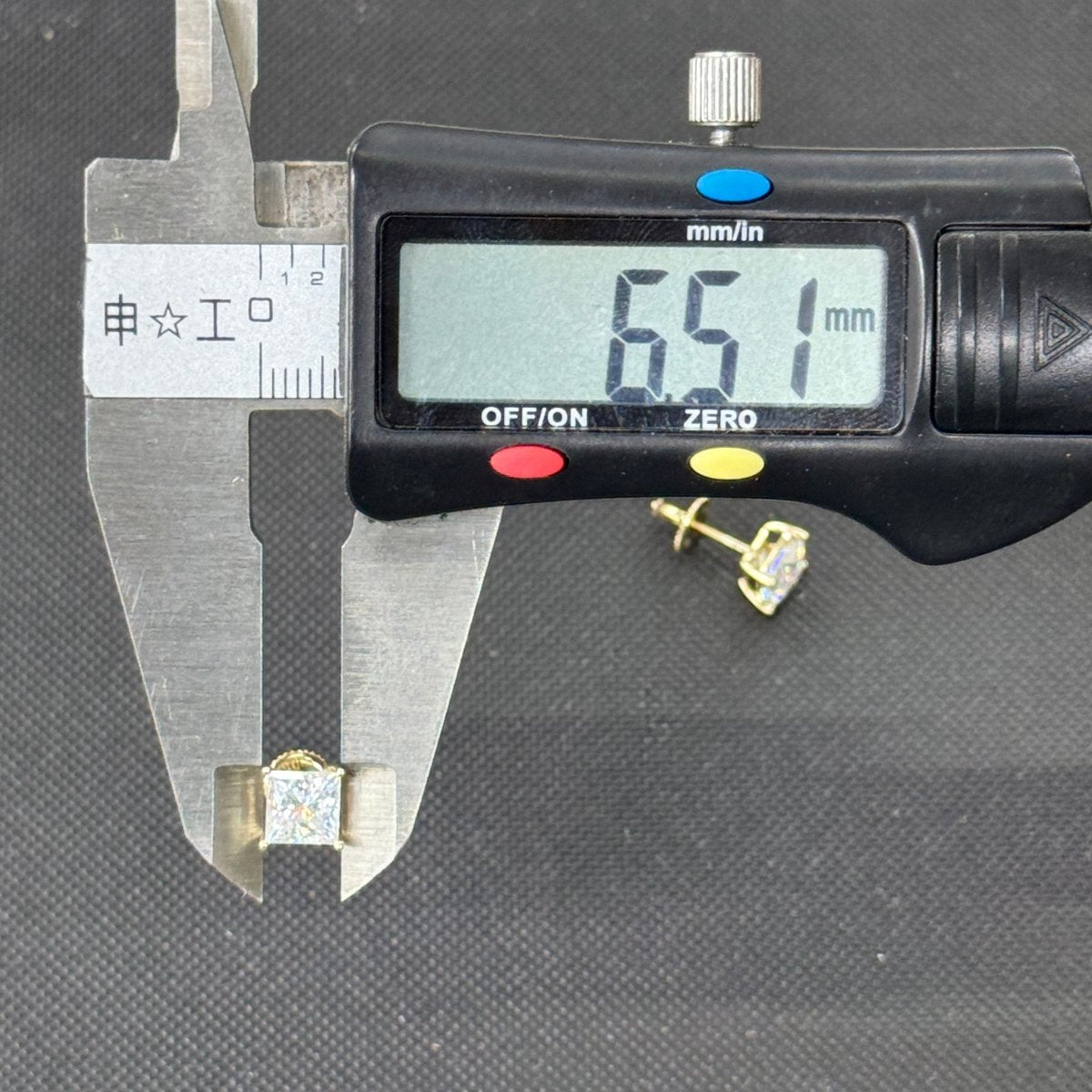 10KT Moissanite Square Earring - 0.3CT, 0.5CT, 1CT, 2CT