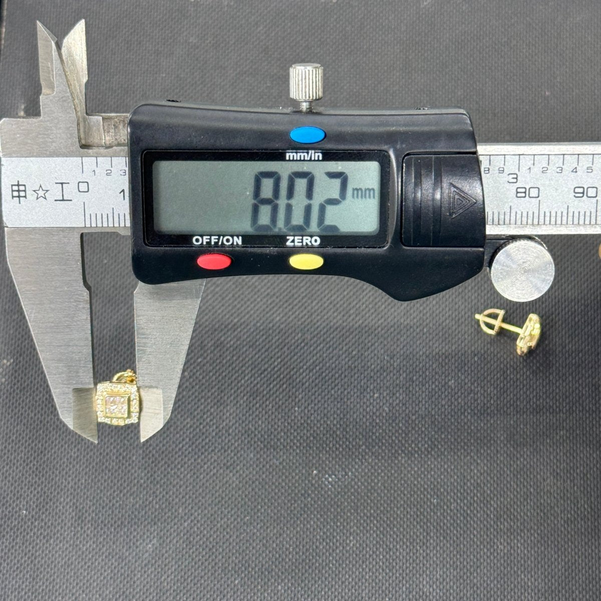 10KT Moissanite Square Earrings