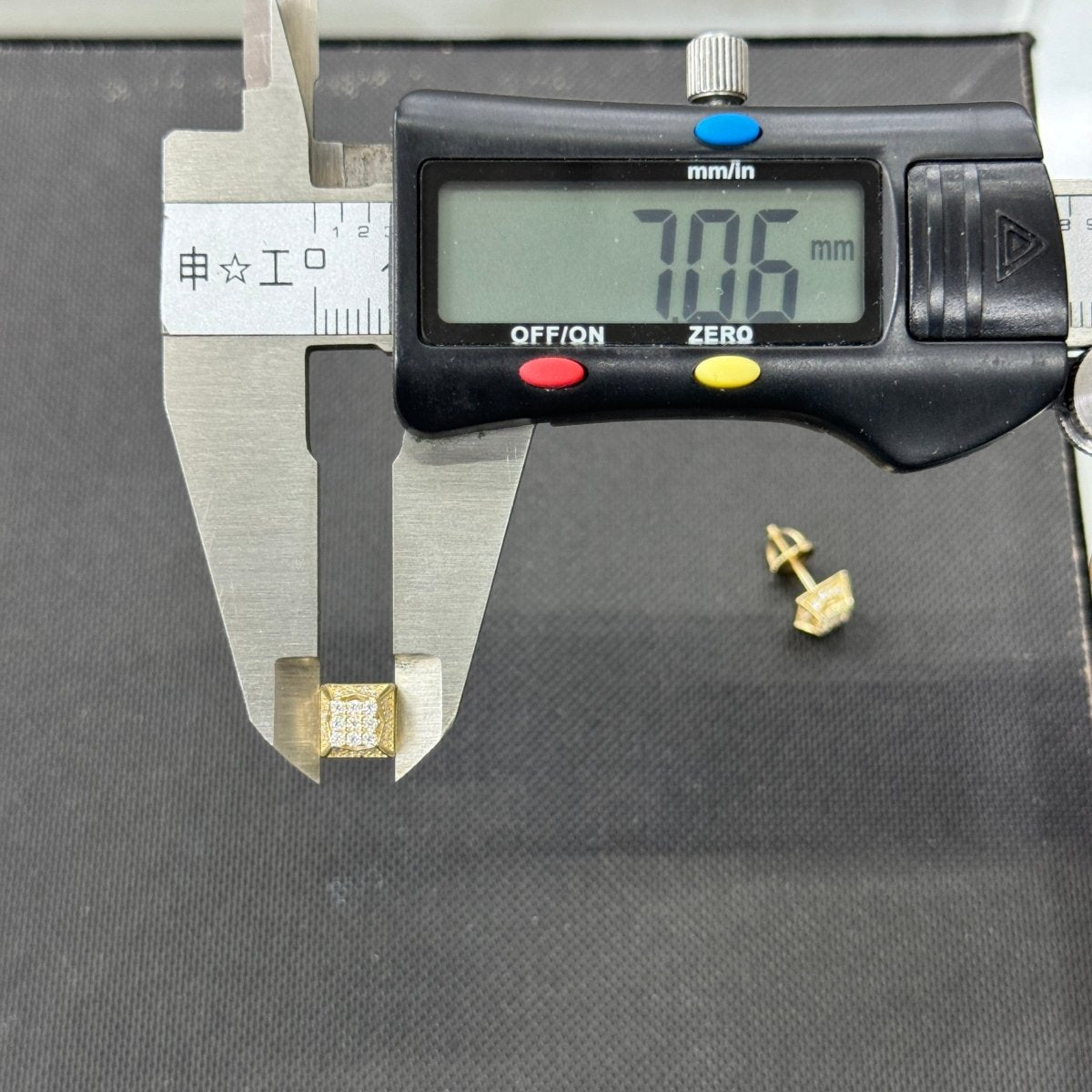 10KT Moissanite Square Earrings