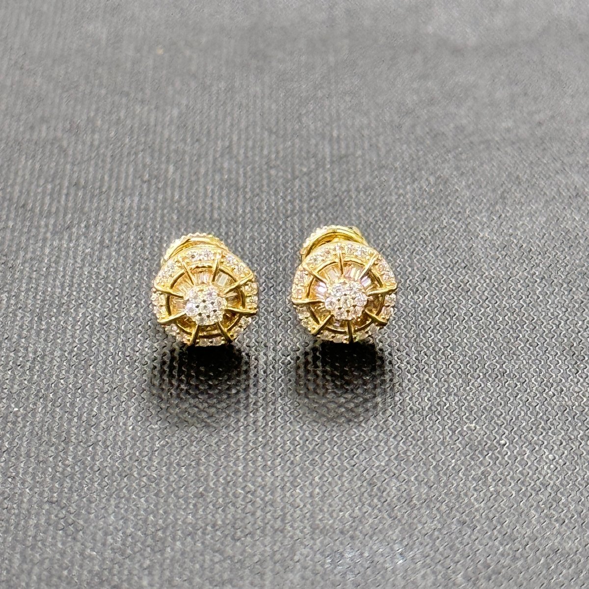 10KT Moissanite Wheel Stud Earrings