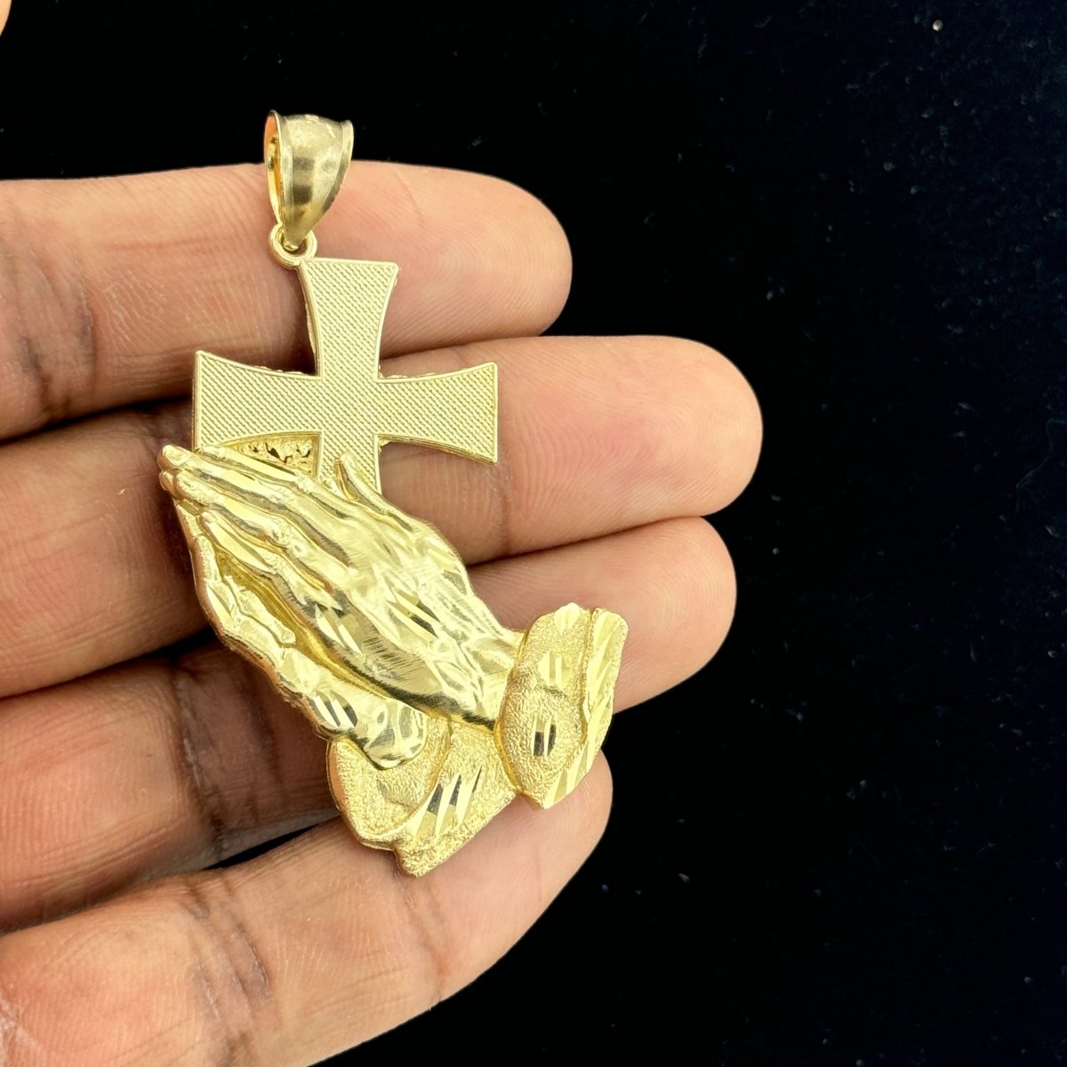 10KT Praying Hands with Cross Gold Pendant - 6.5 Grm