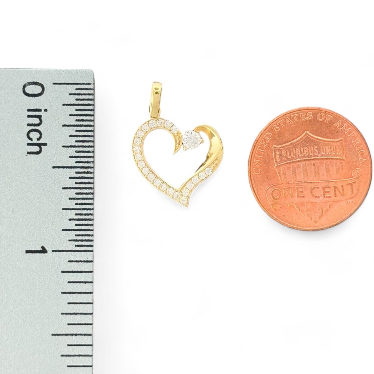 10kt Small Heart Gold Pendant - 0.76 Grm