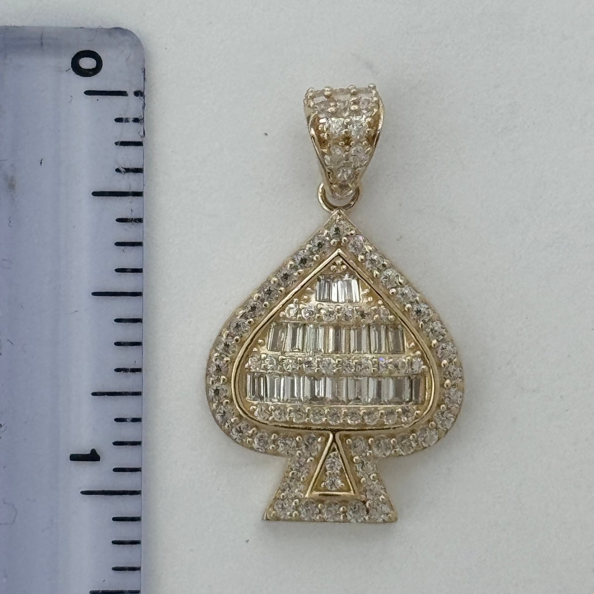10KT Spade Pendant Real Yellow Gold Diamond cut, 2.76 GRM, 5 mm Bail
