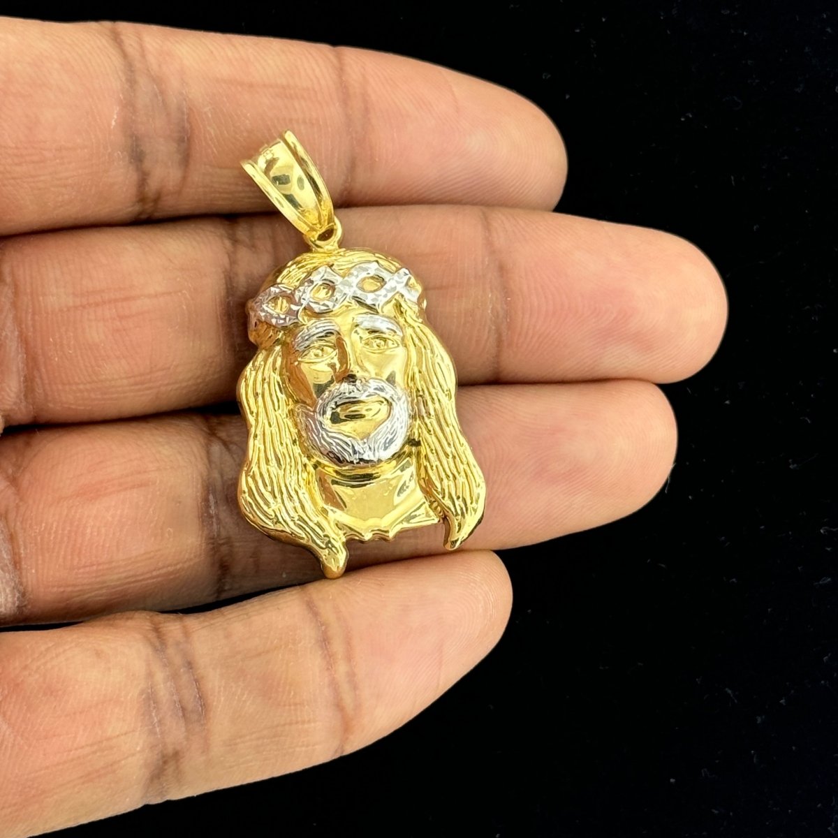 10KT Two - Tone Gold Jesus Pendant with Crown of Thorns - 3.34 Grm