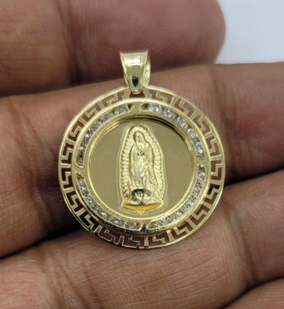 10KT Virgin Mary real gold, brand new, Pendant,