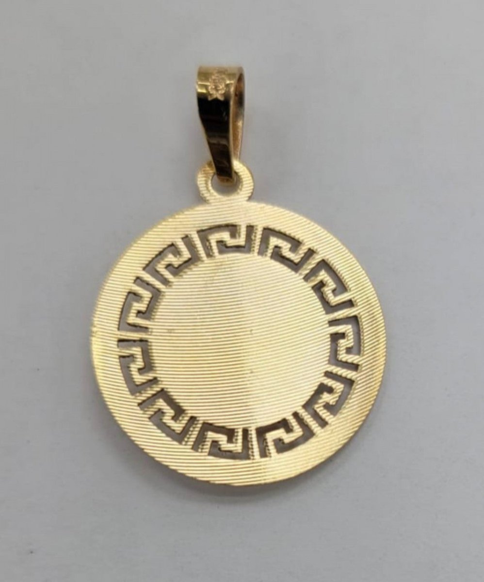 10KT VIRGIN MARY , REAL GOLD PENDANT.