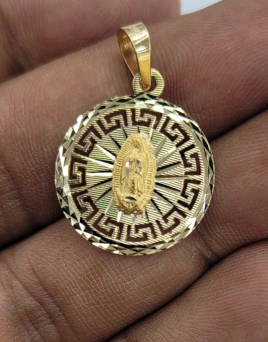 10KT VIRGIN MARY , REAL GOLD PENDANT.