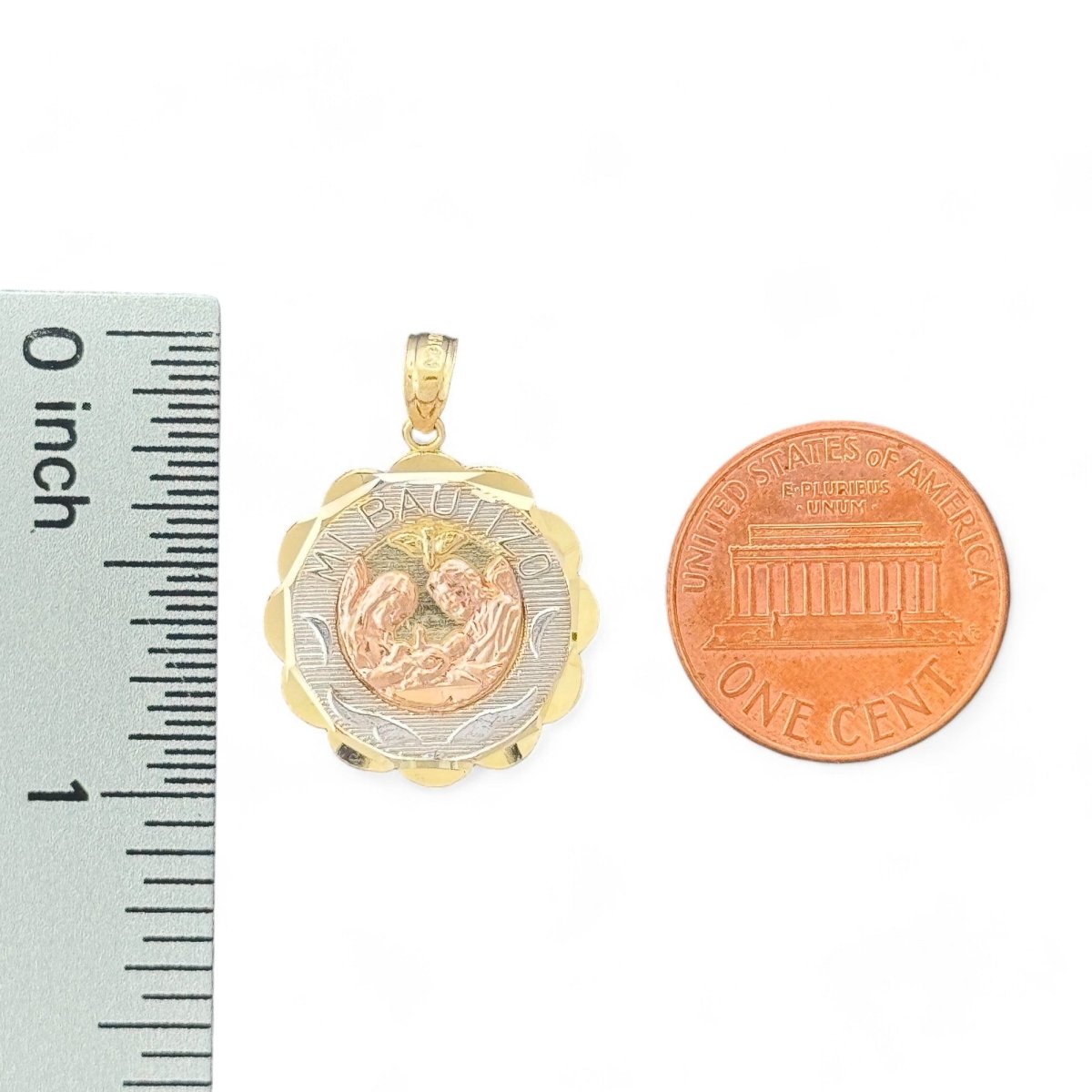 14KT Tricolor Gold Mi Bautizo Scalloped Pendant