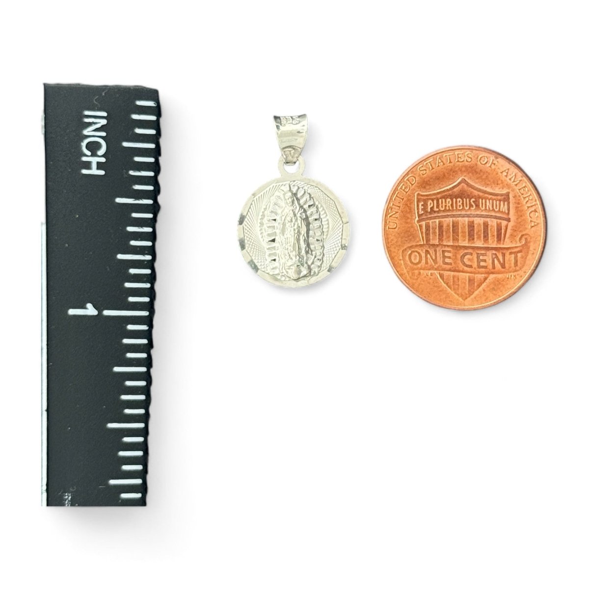 14KT White Gold Simple Crucifix Pendant - 1.07g