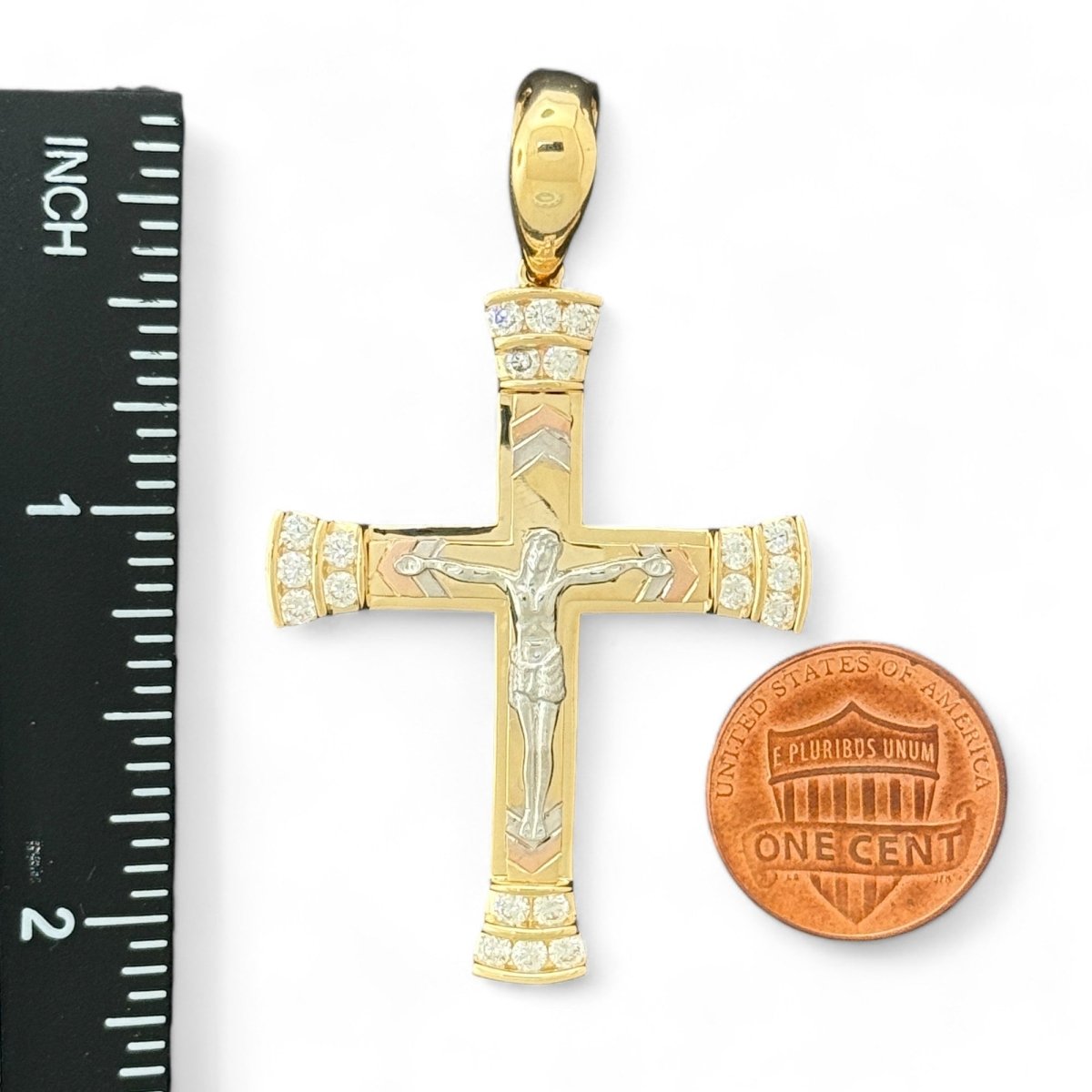 14KT Yellow Gold Diamond - Cut Crucifix Pendant - 8.74gms