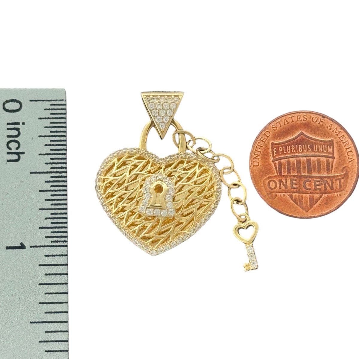14KT Yellow Gold Heart Lock Pendant with Key